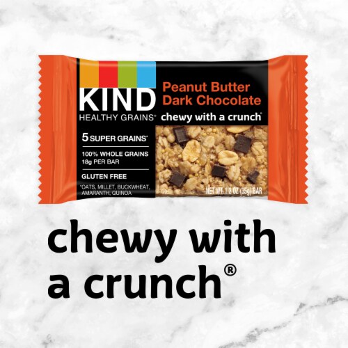 KIND Healthy Grains Peanut Butter Dark Chocolate Snack Bars Perspective: right