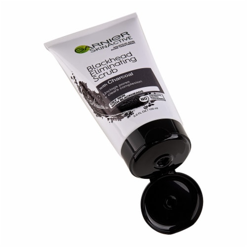 Garnier SkinActive Charcoal Blackhead Acne Treatment Scrub Perspective: right