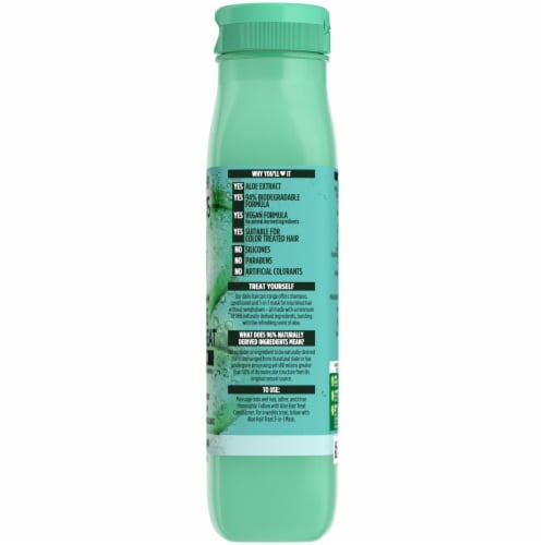 Garnier® Fructis® Hydrating Treat Aloe Extract Shampoo Perspective: right
