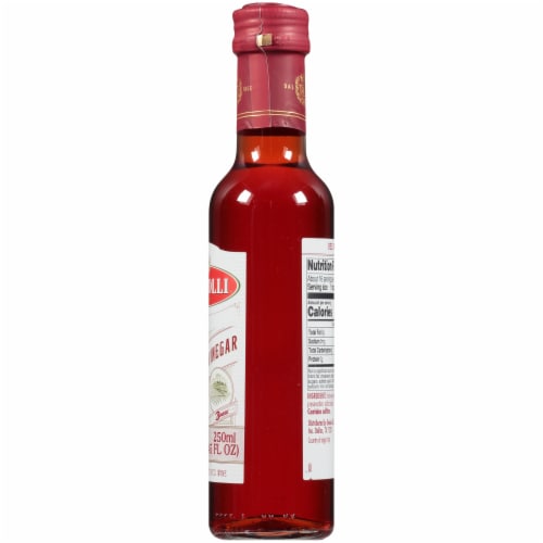 Bertolli Chianti Red Wine Vinegar Perspective: right