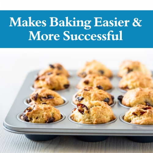 Baker's Joy No-Stick Baking Spray with Flour Perspective: right