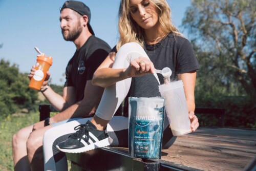 Motion - All Natural Pre Workout Powder Drink Mix for Men and Women - No Crash or Jitters Perspective: right
