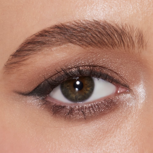 e.l.f. Perfect 10 Eyeshadow Palette Everyday Smoky Perspective: right