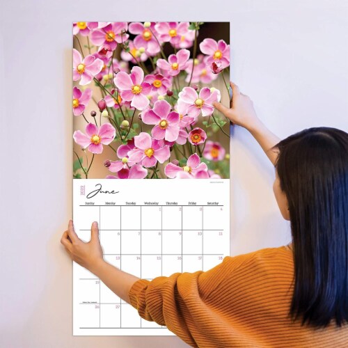 2022 Flowers 12 Month Wall Calendar by TF Publishing Perspective: right