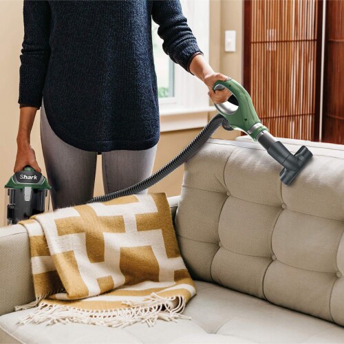 Shark® ZU782 Rotator Lift-Away DuoClean Pro Upright Vacuum Perspective: right