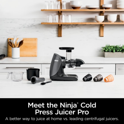 Ninja NeverClog™ Cold Press Juicer Perspective: right