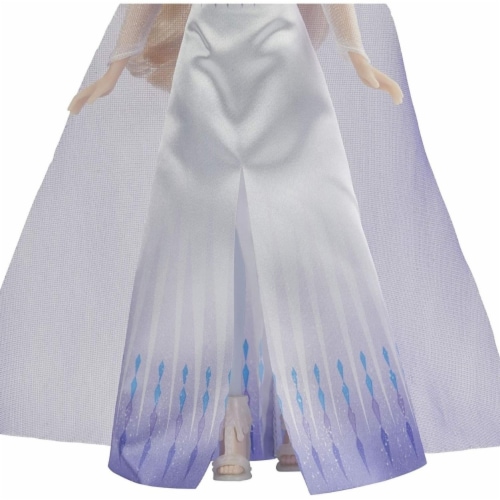 Disney Frozen 2 Queen Elsa Fashion Doll Blonde Blue Gown Cape Posable Hasbro Perspective: right
