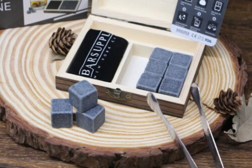 Whiskey Stone Set Perspective: right
