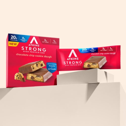 Atkins Chocolate Chip Cookie Dough High Protein Bar Perspective: right