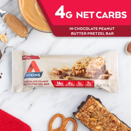Atkins Chocolate Peanut Butter Pretzel Protein Bar Perspective: right