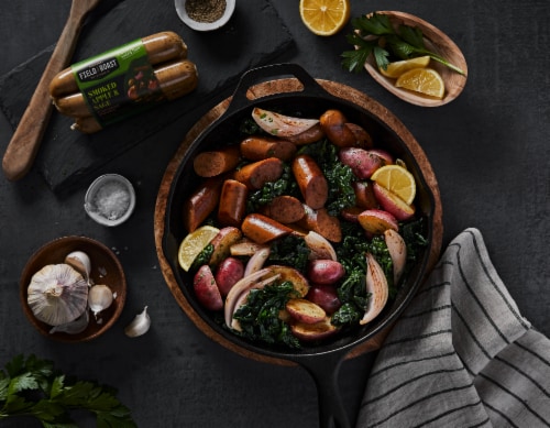 Field Roast Smoked Apple & Sage Plant-Based Sausages Perspective: right