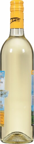 Hinnant Family Vineyards Southern North Carolina White WIne Perspective: right