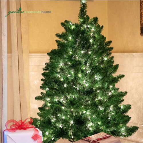 Garden Elements 9' Penn Spruce Christmas Tree- 1600 Clear Lights Perspective: right