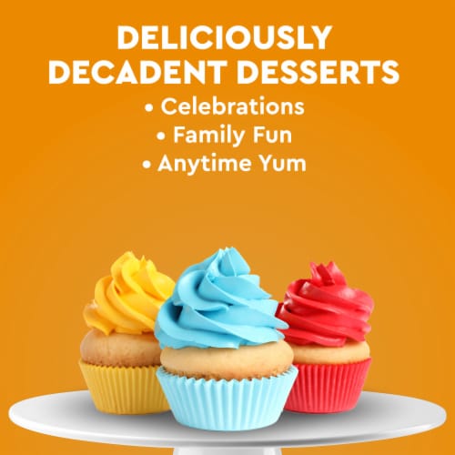 Duncan Hines Classic Butter Golden Cake Mix Perspective: right