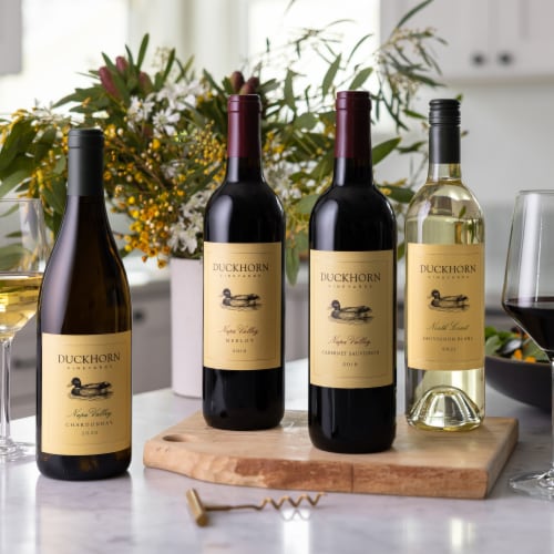 Duckhorn Sauvignon Blanc North Coast White Wine Perspective: right