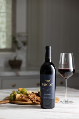 Decoy Limited Paso Robles Cabernet Sauvignon Perspective: right