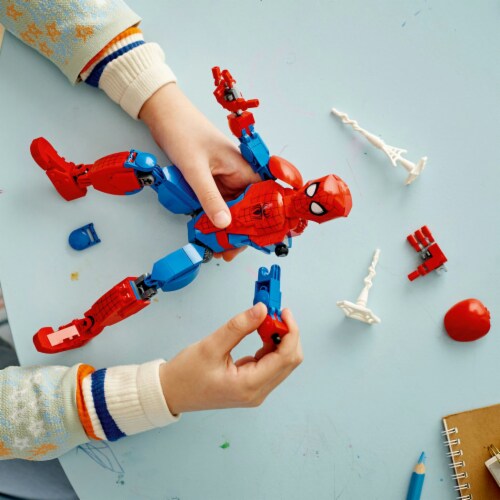 LEGO® Super Heros Spider-Man Figure Building Toy Perspective: right