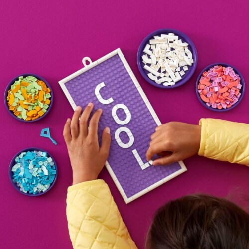 41951 LEGO® DOTS Message Board Perspective: right