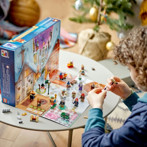 LEGO® Harry Potter™ Building Blocks Perspective: right