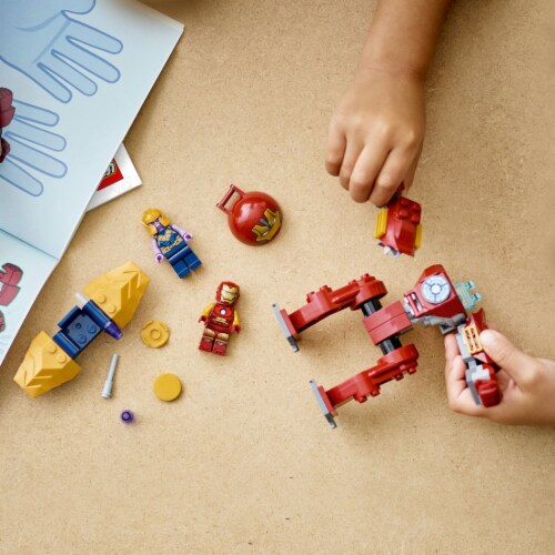 LEGO Iron Man Hulkbuster vs. Thanos Perspective: right