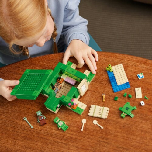 LEGO® Minecraft 21254 The Turtle Beach House Perspective: right