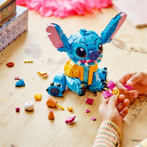 LEGO® Disney Stitch 43249 Building Set Perspective: right
