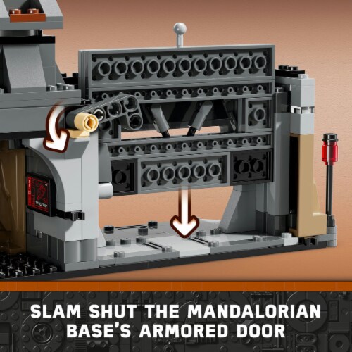 LEGO® Paz Vizsla™ and Moff Gideon™ Battle 75386 Perspective: right