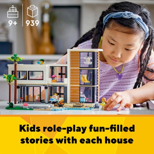 LEGO® Creator 3-in-1 Modern House 31153 Perspective: right