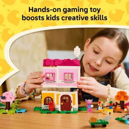 LEGO Animal Crossing Creative Houses: Seasons of Fun 77057 Perspective: right