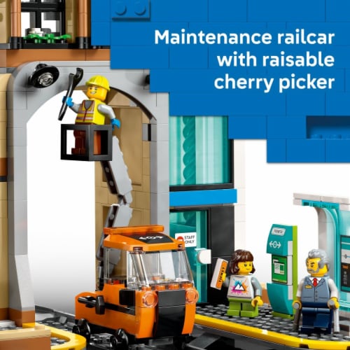 LEGO City Central Train Station Building Toy 60469 Perspective: right