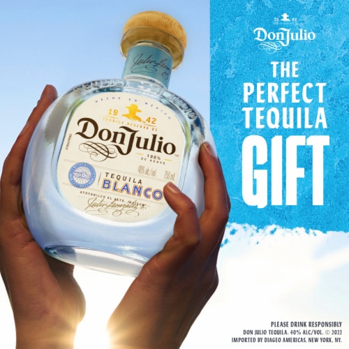 Don Julio Blanco Tequila Perspective: right