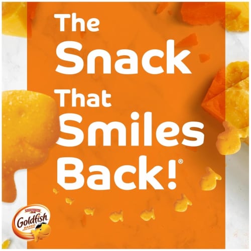 Pepperidge Farm Goldfish Cheddar Crackers - 30 Snack Packs, 1.5oz Perspective: right
