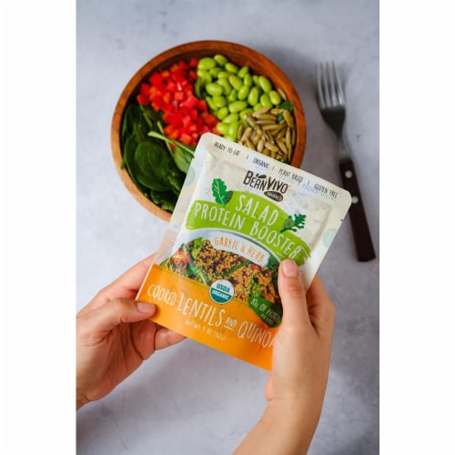 BeanVIVO 3-Pack Salad Protein Booster, Organic Lentils & Quinoa with Garlic & Herbs, 5oz Pouc Perspective: right
