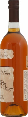 Rowan's Creek Kentucky Bourbon Whiskey Perspective: right