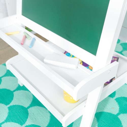 KidKraft Deluxe Wooden Easel - White Perspective: right