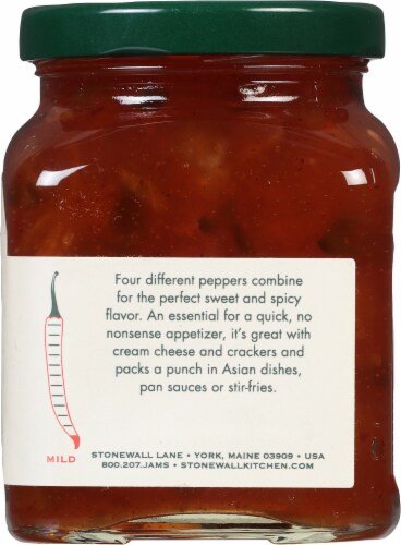Stonewall Kitchen Hot Pepper Jelly Perspective: right