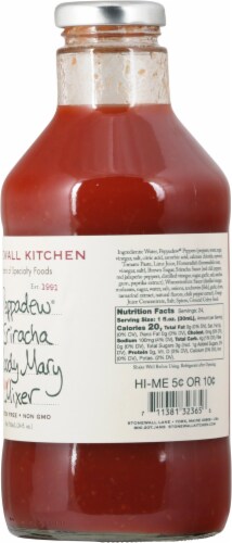 Stonewall Kitchen Peppadew® Sriracha Bloody Mary Mix Perspective: right
