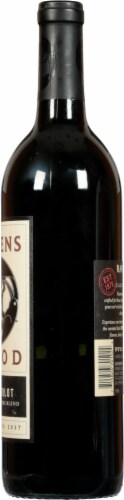 Ravenswood Vintners Blend Merlot Red Wine Perspective: right