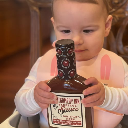 Montgomery Inn Sweet & Tangy Original BBQ Sauce Perspective: right