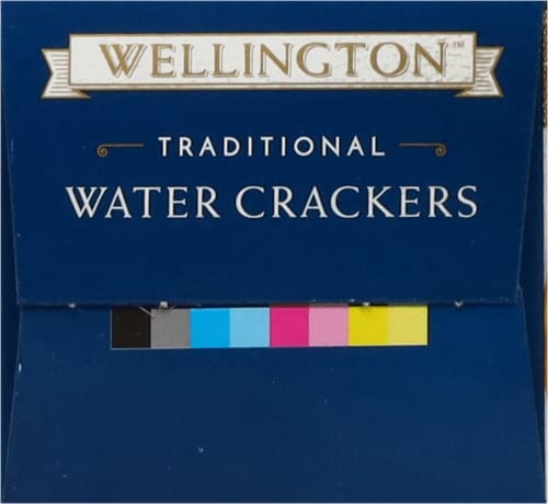 Wellington™ Traditional Water Crackers Perspective: right
