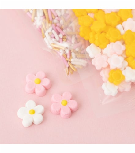 Sweetshop™ Decorating Kit Flower Power Perspective: right