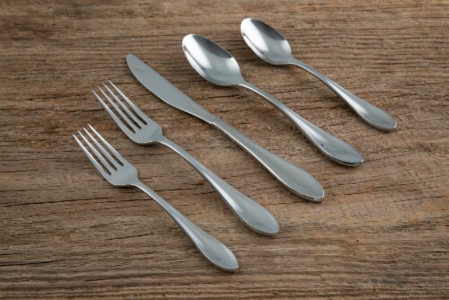 Cambridge Silversmiths Hollen Flatware Set - Mirror Perspective: right