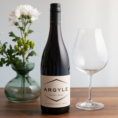Argyle Grower Series Pinot Noir Oregon Red Wine Perspective: right