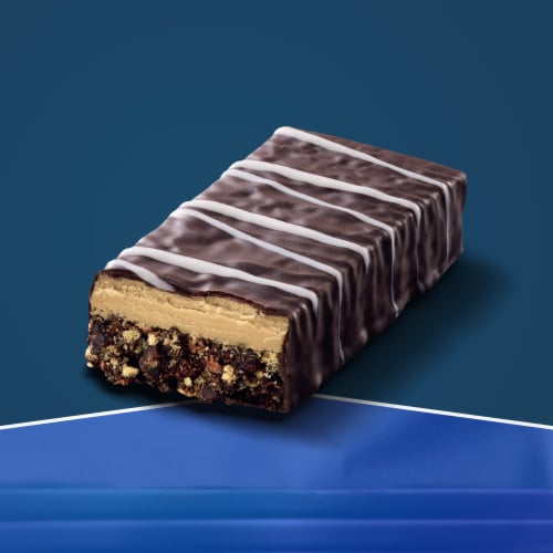 CLIF BUILDERS OREO-Flavored Protein Bars Perspective: right