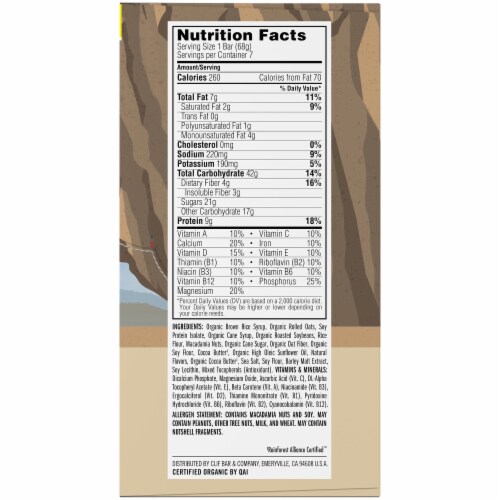Clif Bar White Chocolate Macadamia Nut Energy Bars Perspective: right