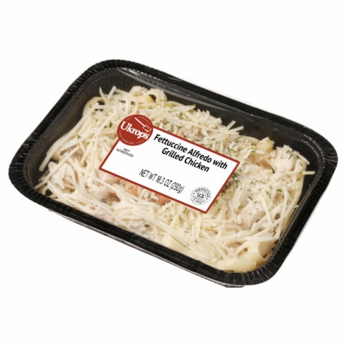 Ukrop's™ Fettuccine Alfredo with Grilled Chicken Perspective: right