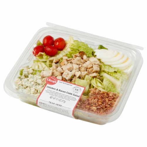 Ukrop's™ Chicken & Bacon Cobb Salad Perspective: right