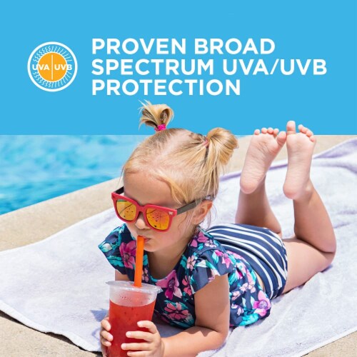 Complete Sunscreen Spray SPF 30 Spray Sunscreen 5.5 Oz (Pack of 18) Perspective: right