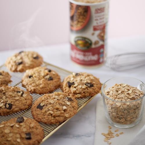 Nature's Path Old Fashioned Oats Oatmeal Perspective: right