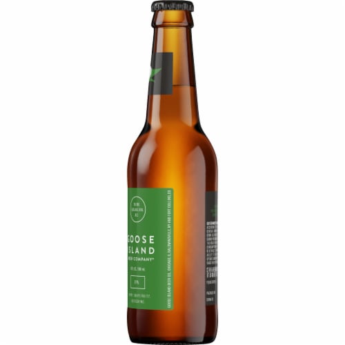 Goose Island Beer Company India Pale Ale Beer Perspective: right